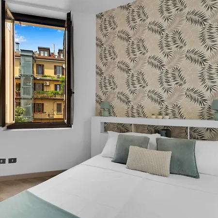 New! Stylish 3-person Flat By Metro M3 & Sunny Balcony * מילאנו